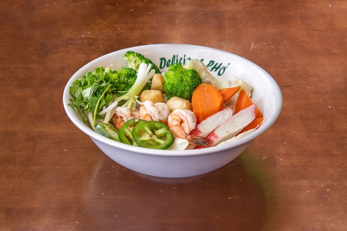 19. Rice Noodle Seafood Soup