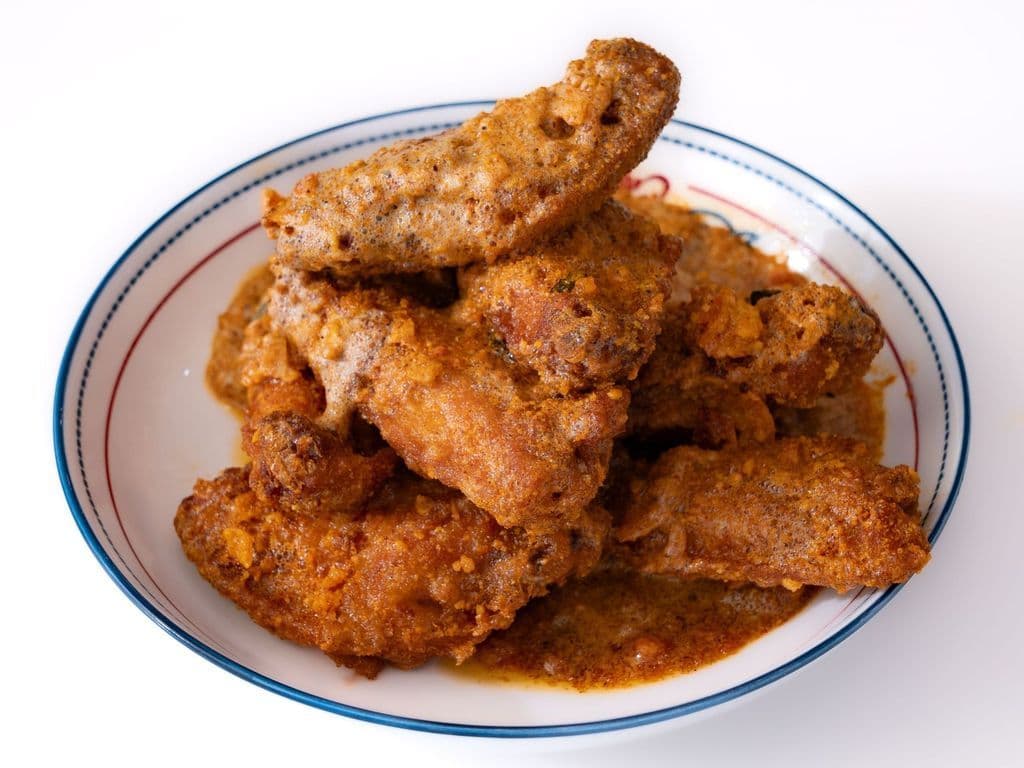 A8. SH Chicken Wings SH 鹹蛋黃雞翅 *NEW ITEM*