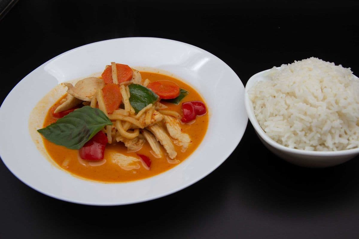 C2. Red Curry