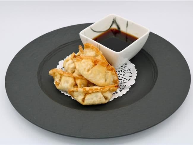 Deep Fried Gyoza (6pcs)