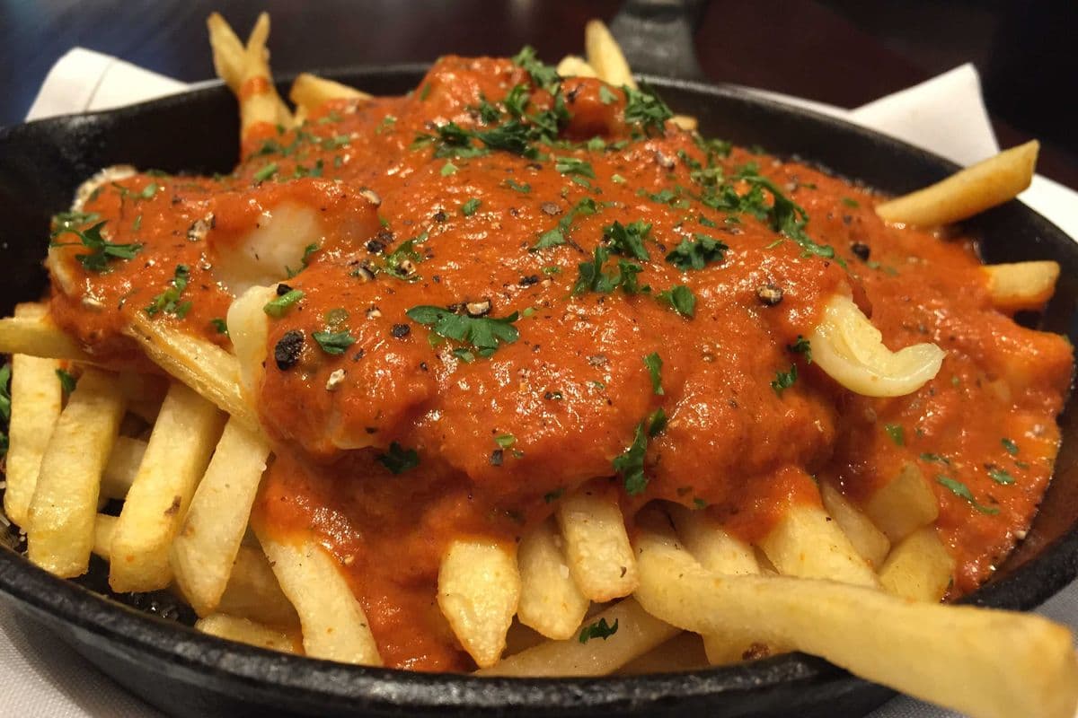 Butter Chicken Poutine
