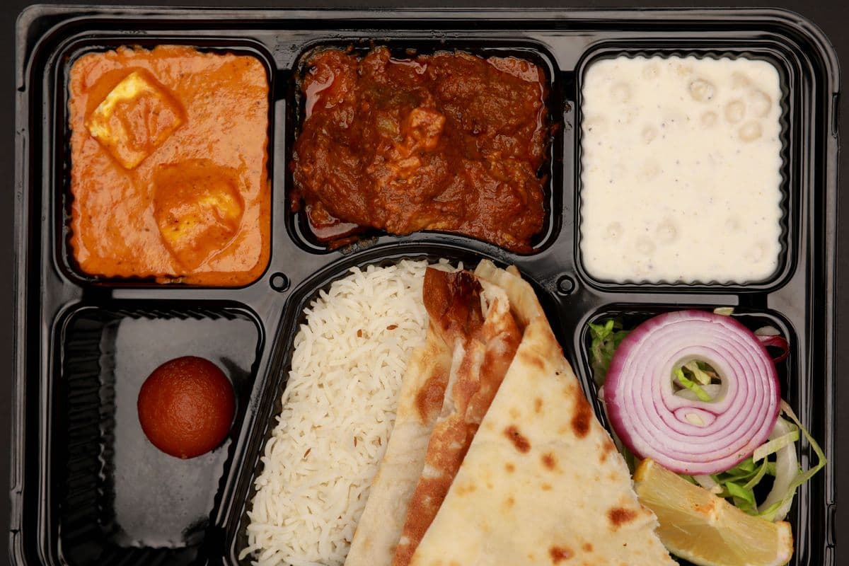 Non-Veg Thali (1 Meat, 1 Veg)