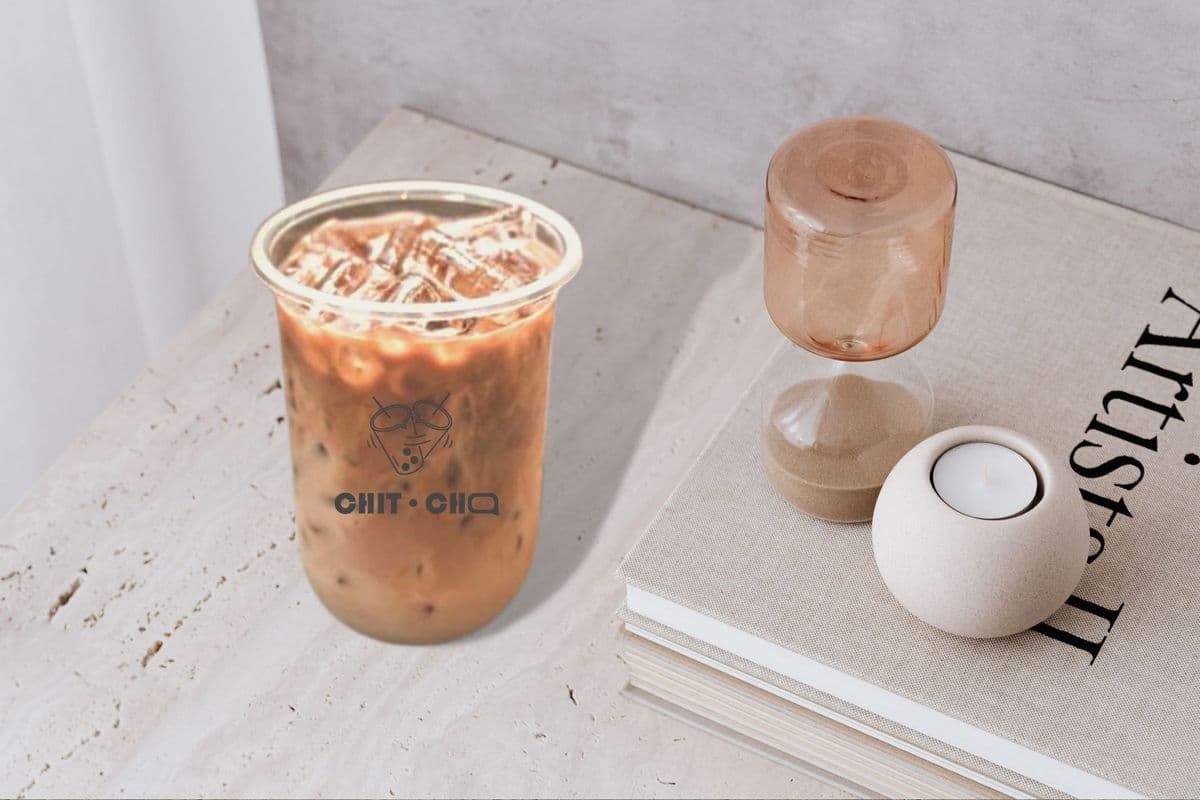 Iced Vanilla Milk Tea