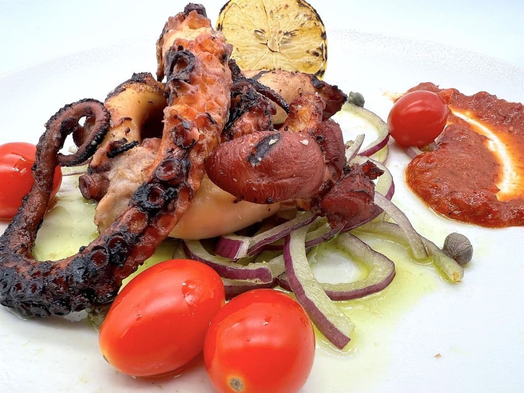 Pieuvre Grillée / Grilled Octopus
