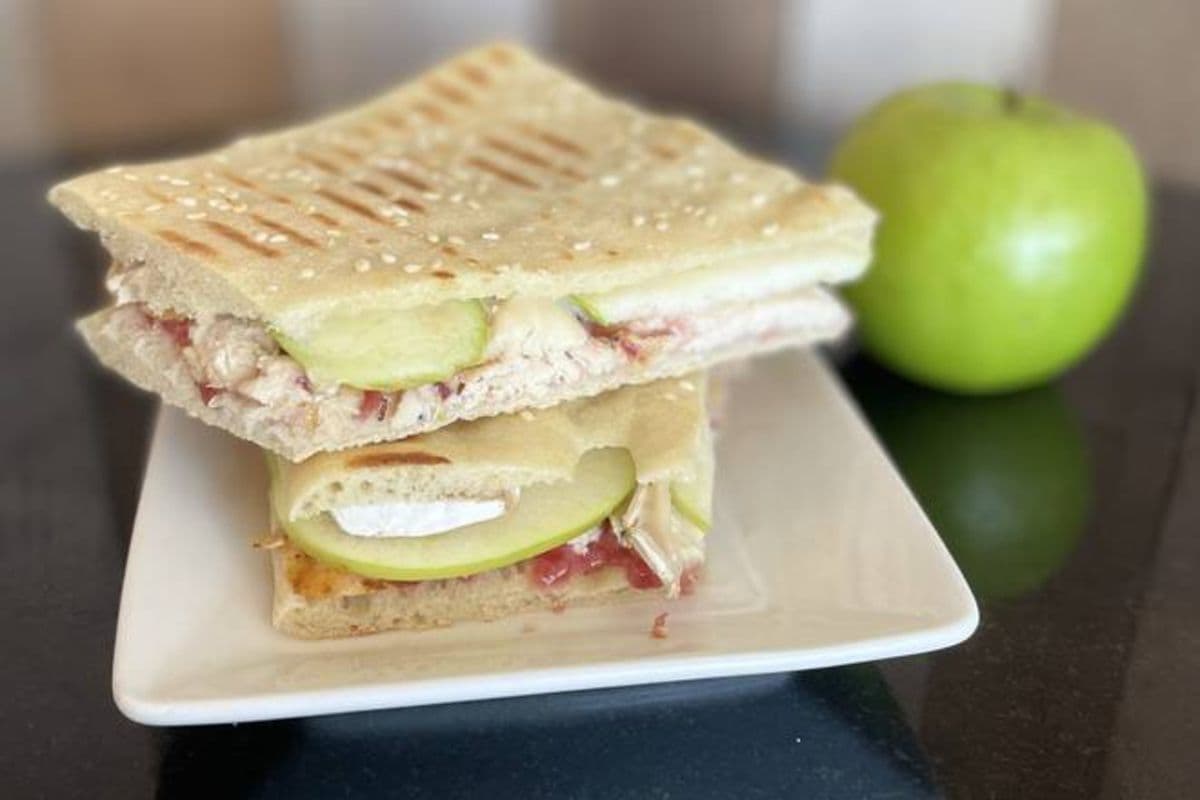Chicken Brie and Green Apple