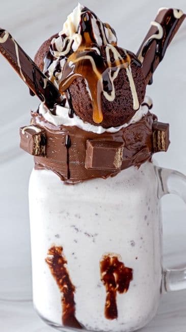 FR-KITKAT CARAMEL BROWNIE