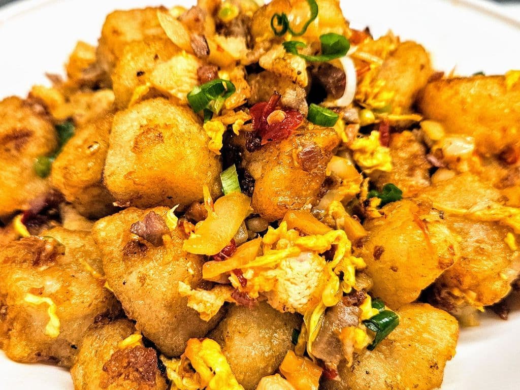 AP7 Wok Theory Fried Turnip Cakes 新天虹炒蘿蔔糕