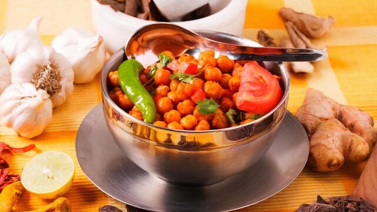 Channa Vindaloo- Bold
