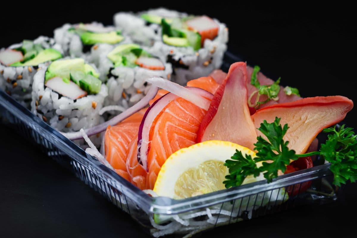 Sashimi Roll Combo B