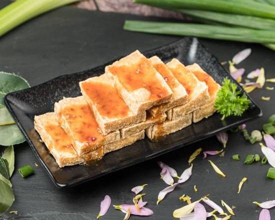 Deep-Fried Tofu with Garlic and Soy Sauce