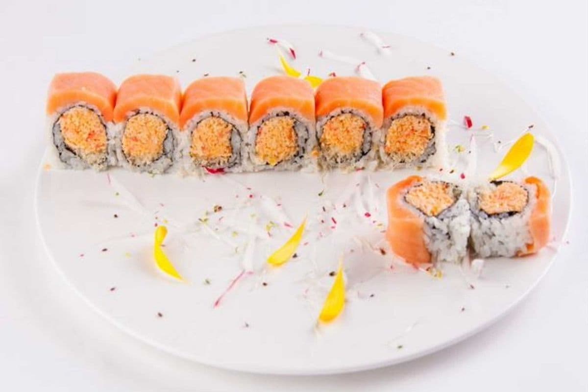 Pink Lady Roll