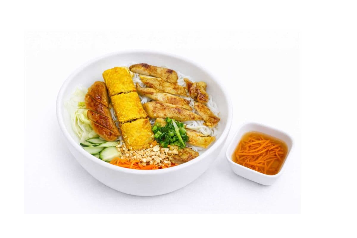 B52. Bún Nem Nướng, Chả Giò Grilled Pork Sausage, Spring Roll Vermicelli