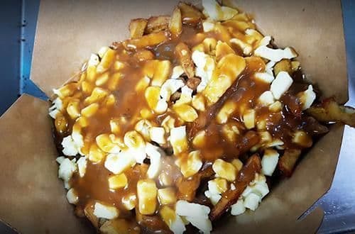 .Poutine (Large) (Beef Gravy).
