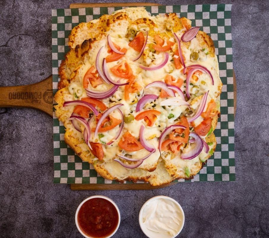 Pizza moyenne végétarienne quatre saisons