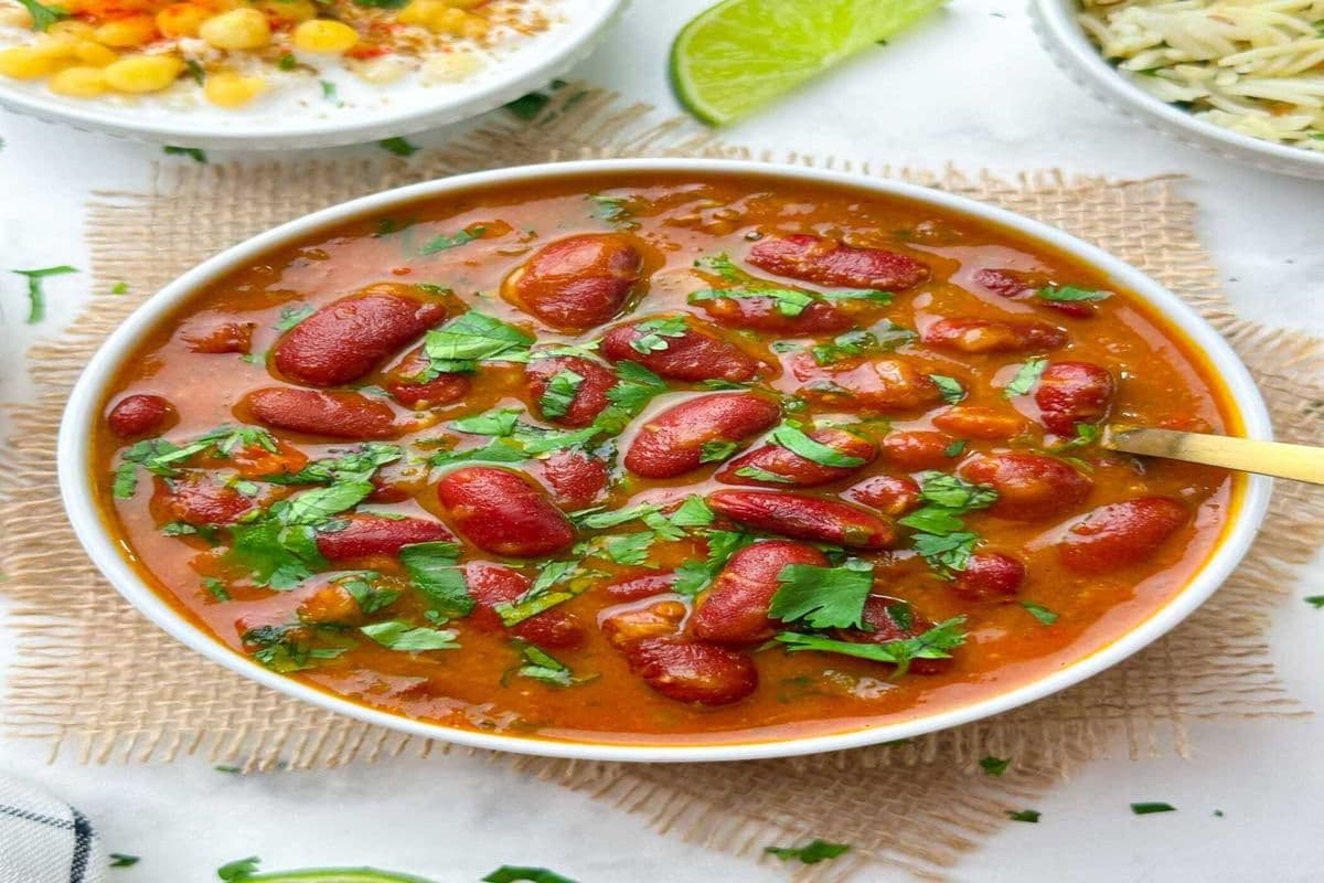 Rajma Raseela (16oz)