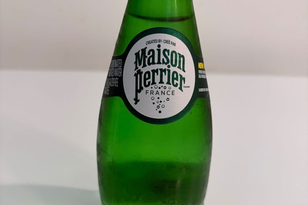 146. Perrier (330ml)