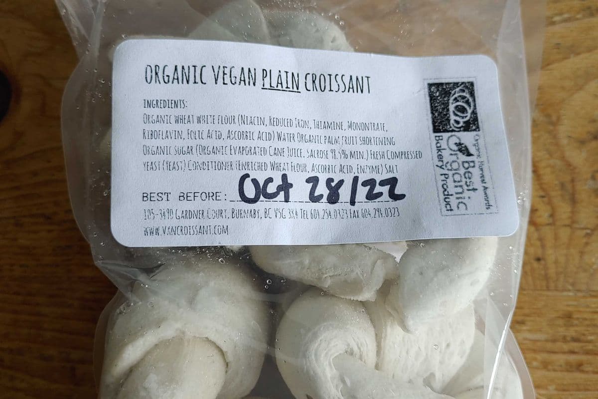 Vegan Plain Croissants (Frozen) (1 x 6 croissants)