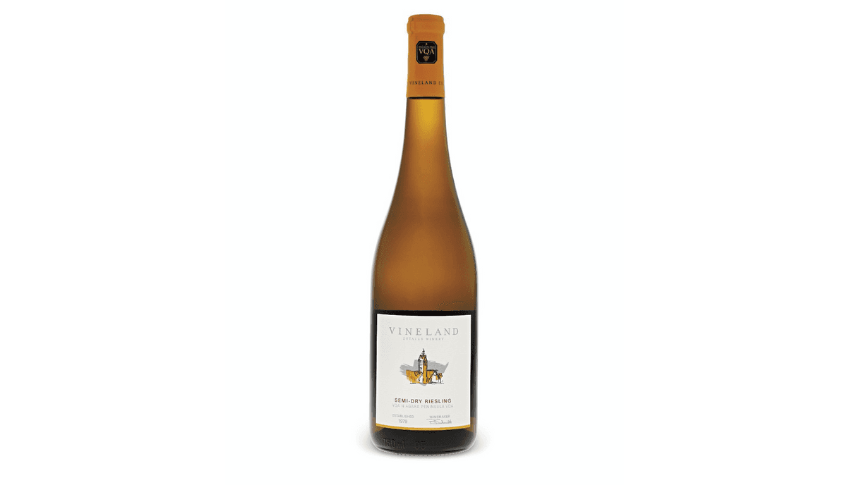 Vineland Estates Semi-Dry Riesling (750 ml)