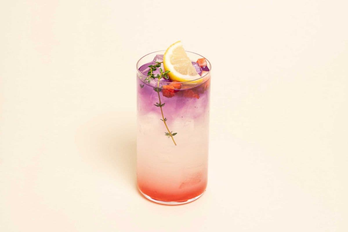 Strawberry Lemonade (16 oz)