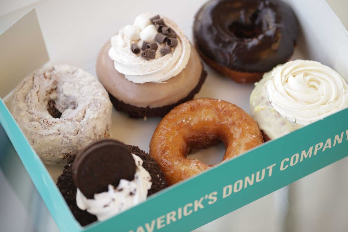 Mixed Donuts Six Pack (Assorted)
