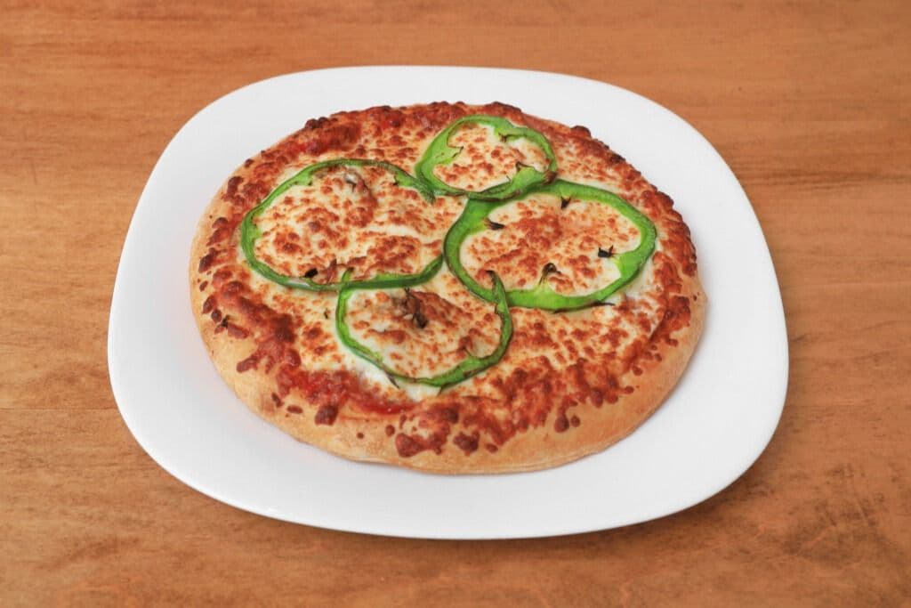Small Pizzas - Toute garnie / All Garnished