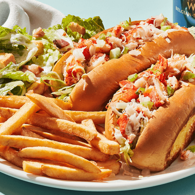 Deux guédilles au homard / Two lobster rolls