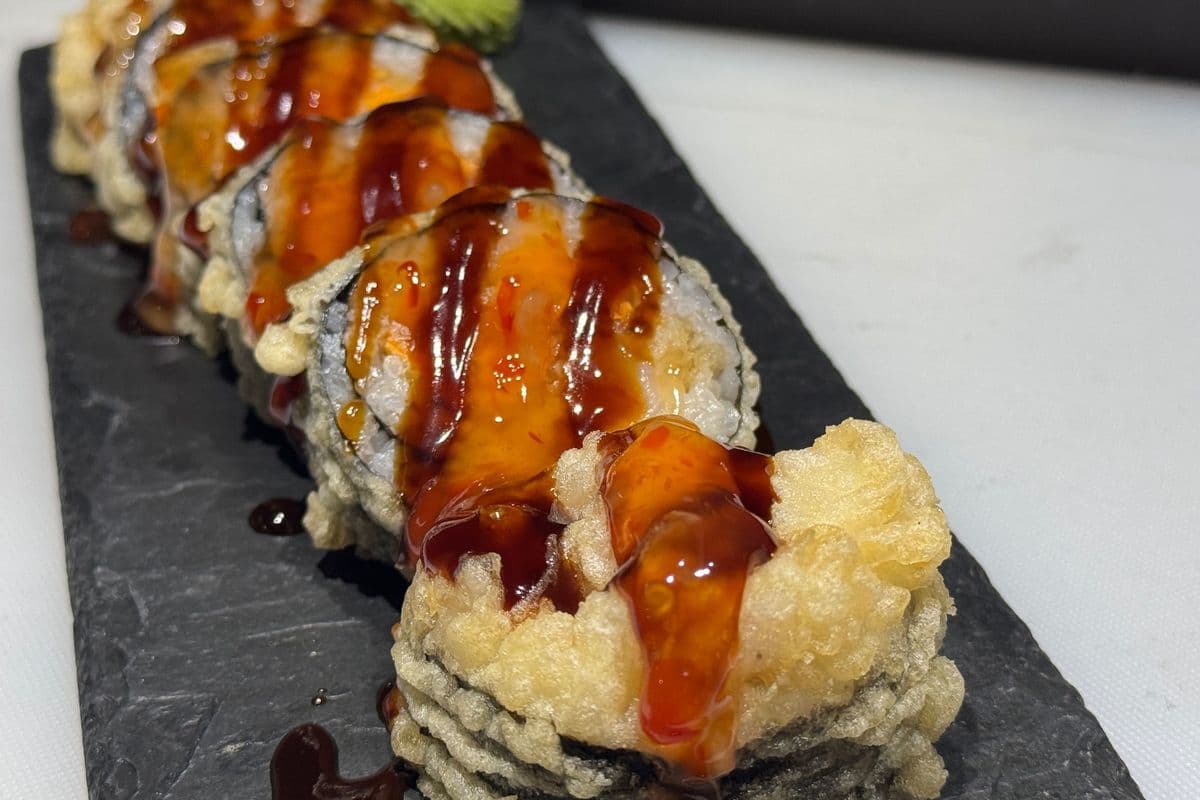 90-A. Golden Shrimp Roll (6 pcs) **NEW**