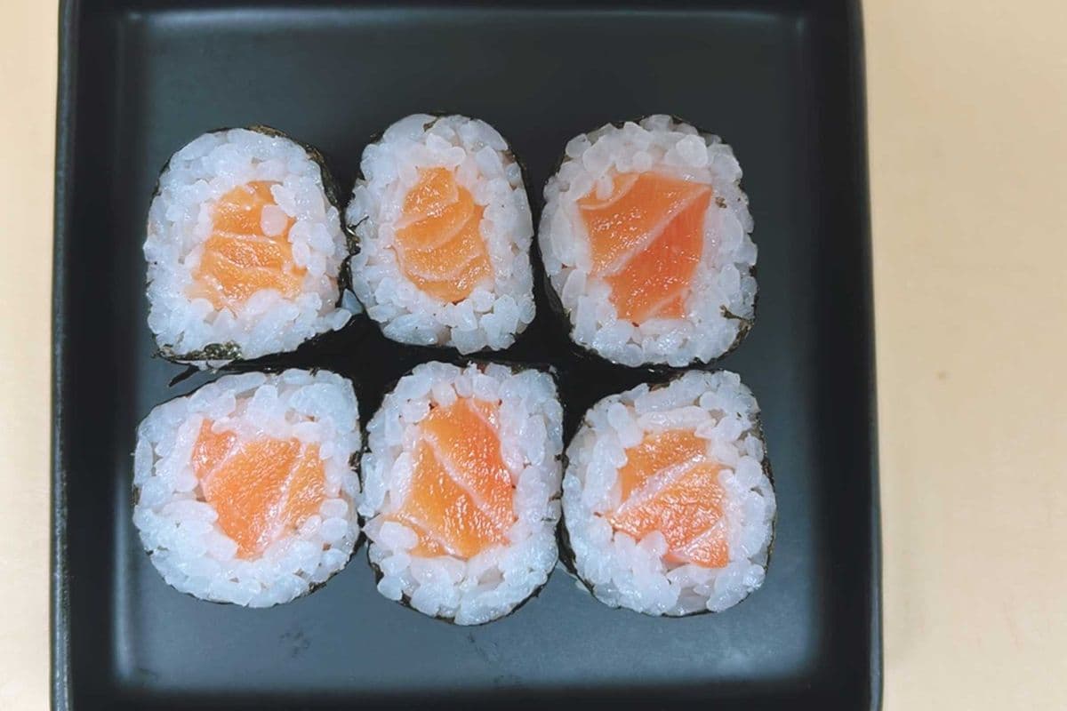 Salmon Maki