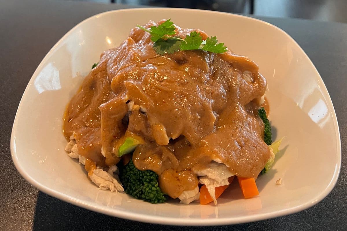 SF.76 Swimming Rama (Peanut Sauce)