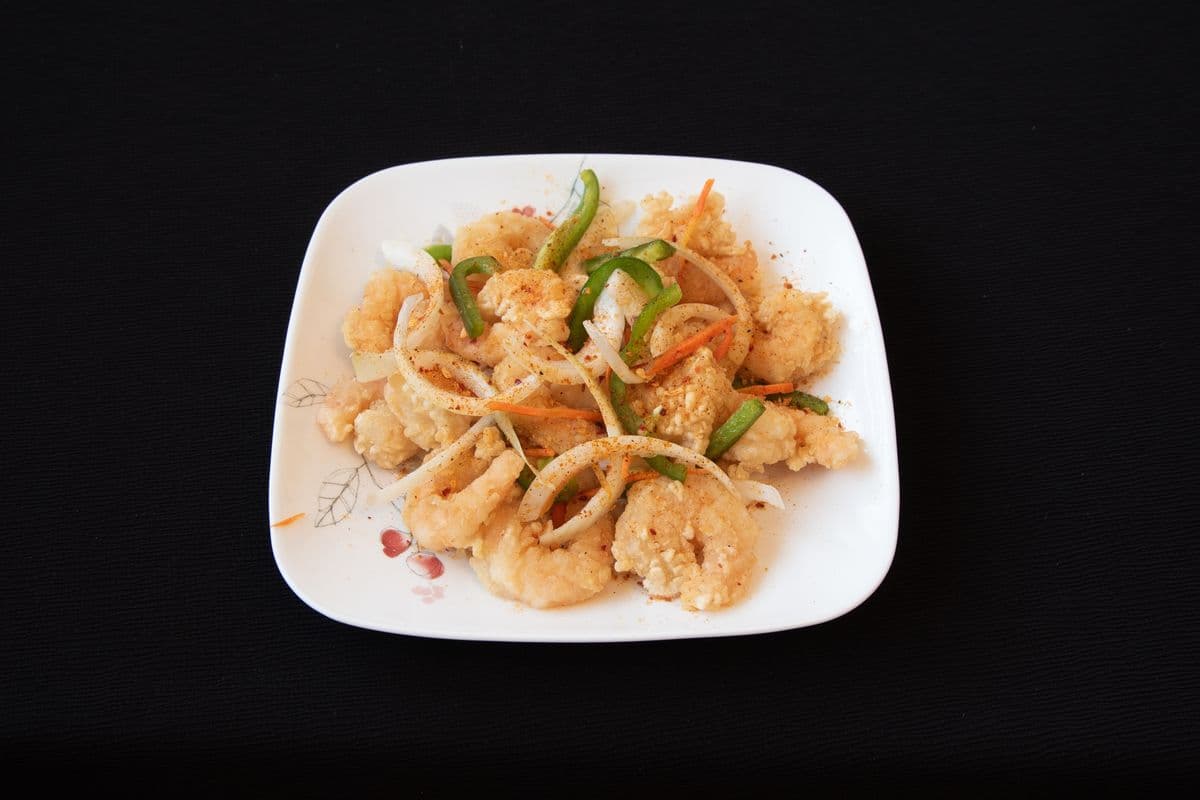 56. Deep-Fried Shrimps with Spicy Salt