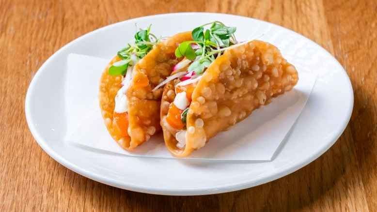 Poke Salmon Tacos (2pieces)