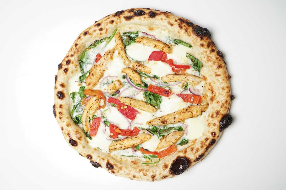 14" Pollo Eccellente Pizza