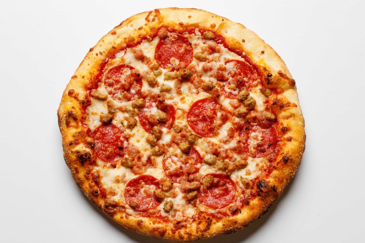 Small Meat Traditional pizza