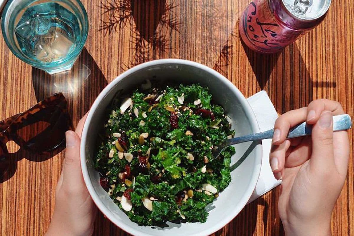 Salade de chou-frisé maison / House Kale Salad