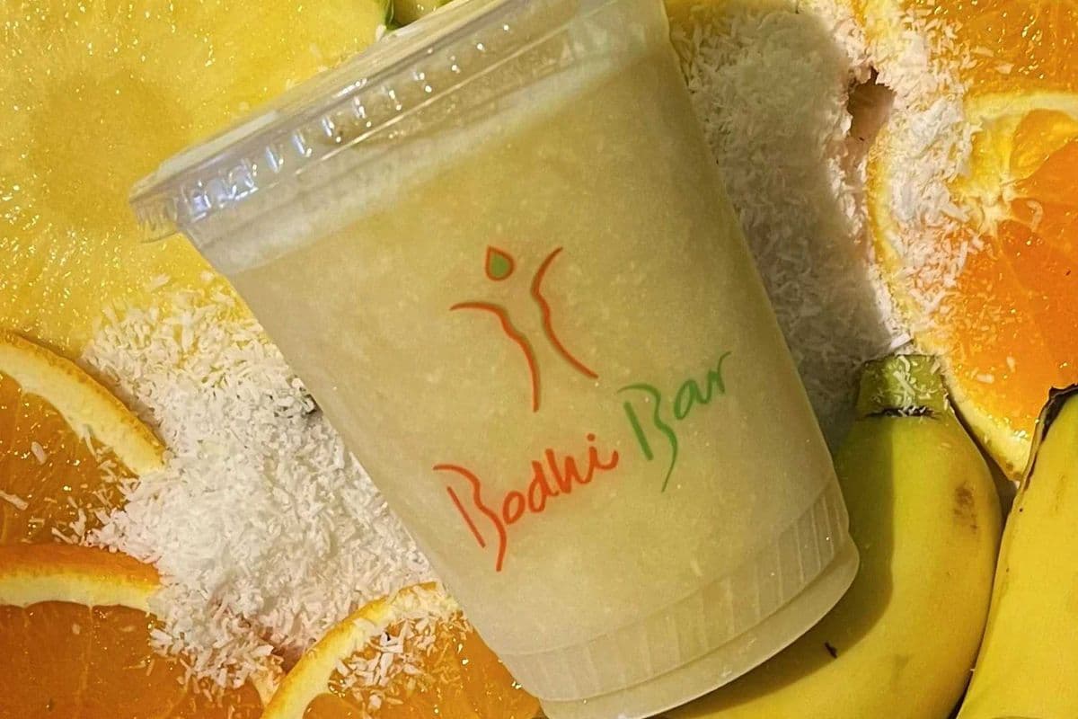 Tropical Tornado Organic Smoothie (12 oz) (122 Cal)