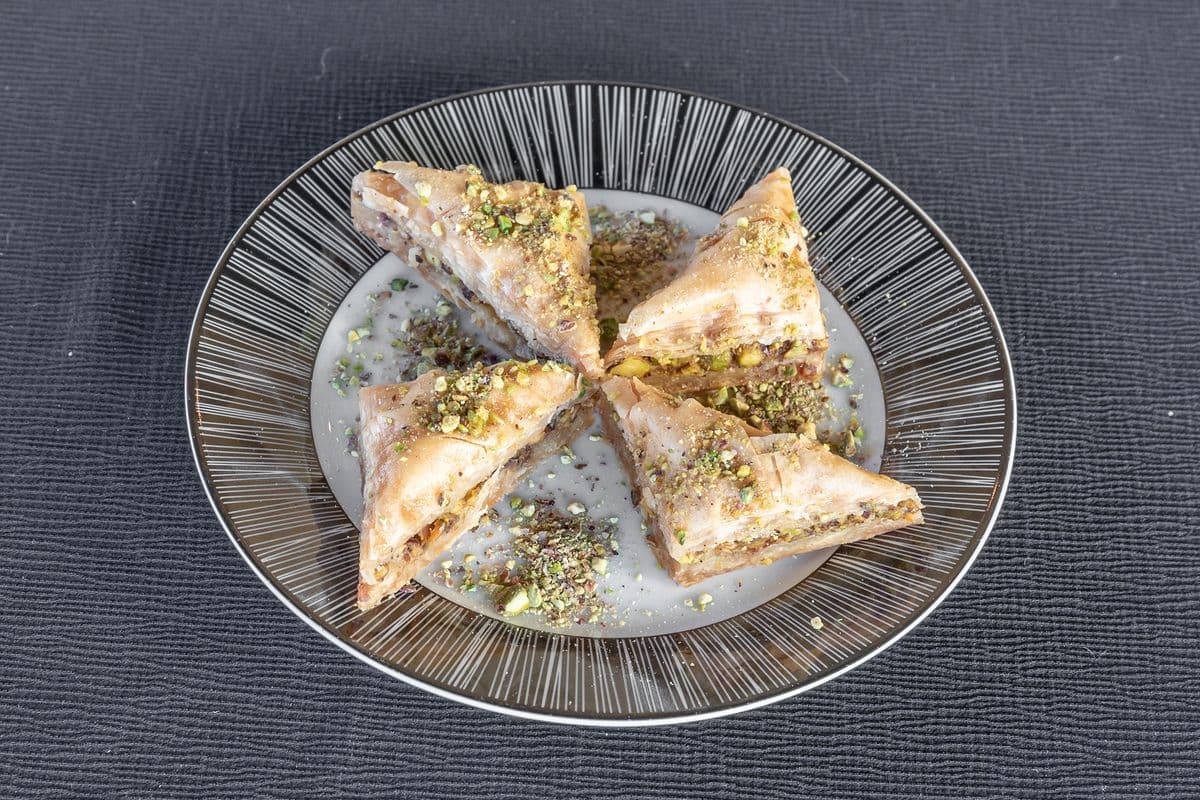 Baklava (4 pcs)