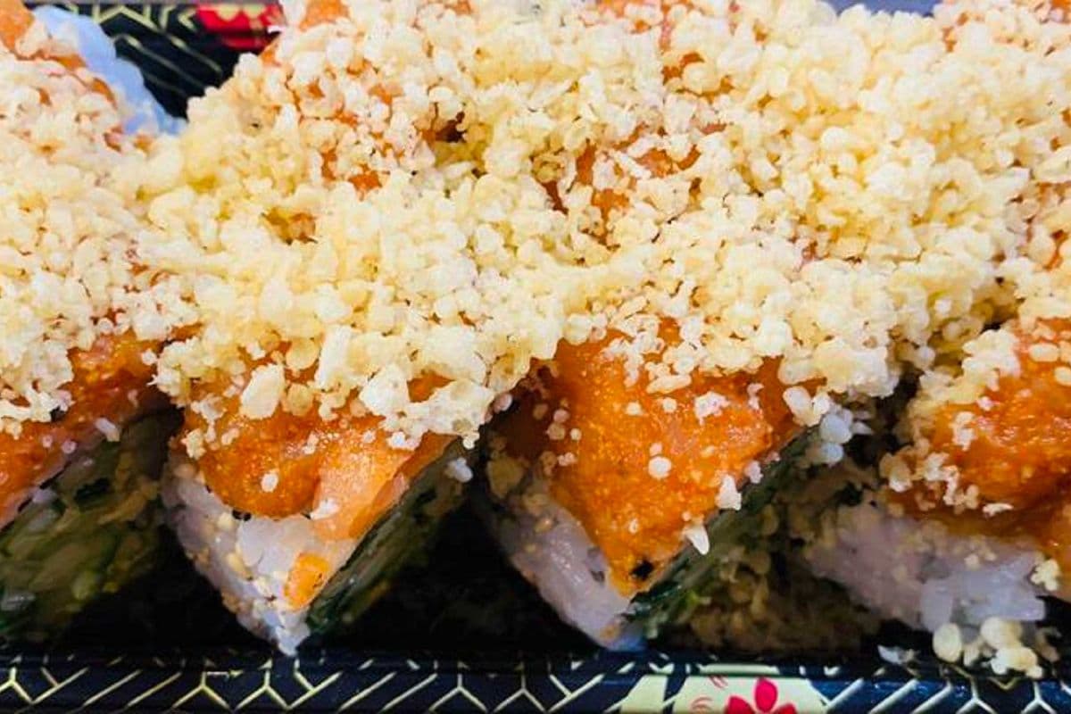 Crazy Dragon Roll (8 pcs)