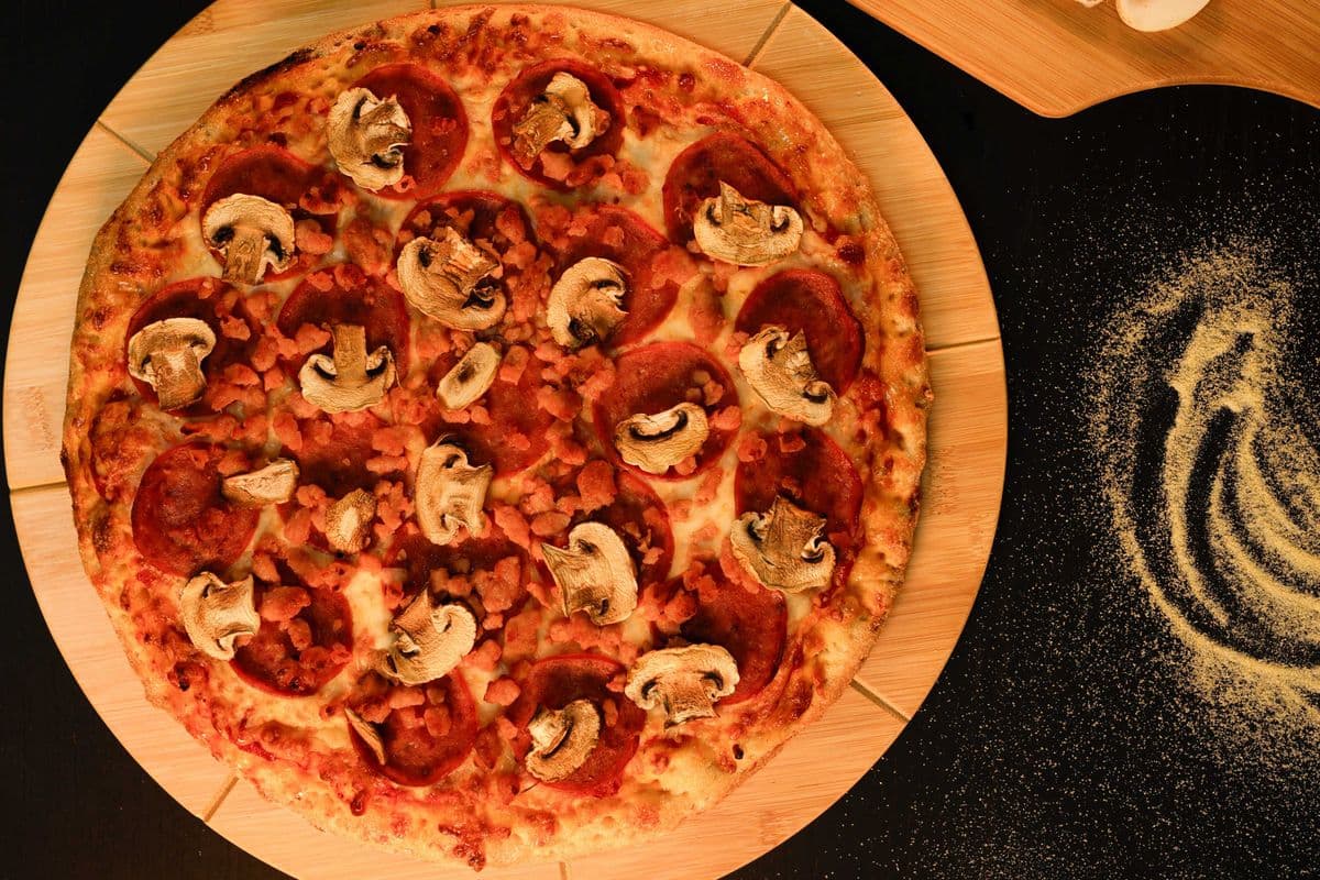 Classic Canadian Pizza