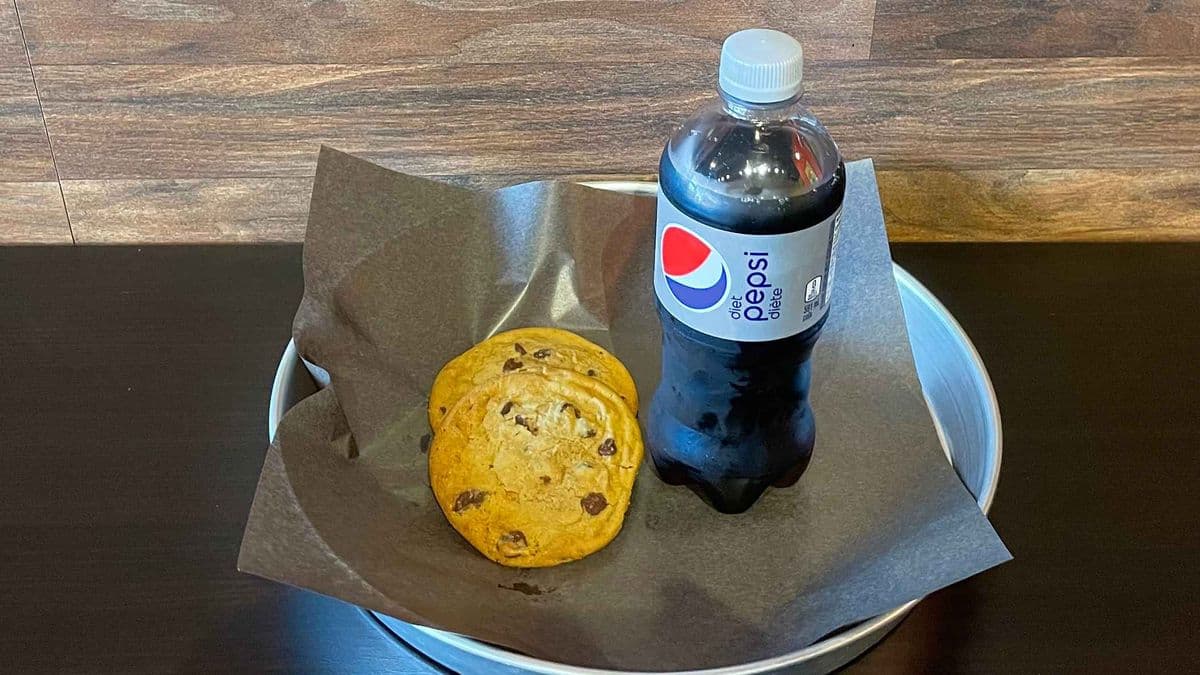 Cookies with Bottled Pop