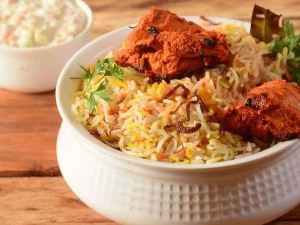 Butter Chicken Biryani Bucket