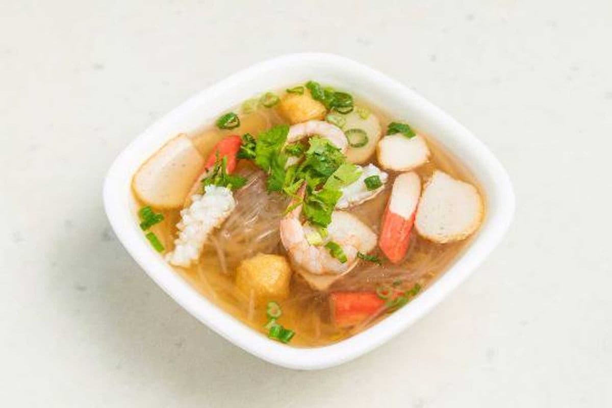 204. Seafood with Rice Noodle Soup