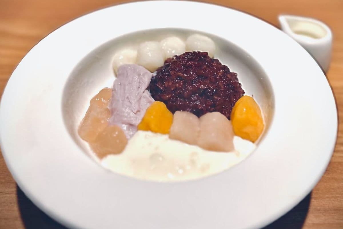 血糯米手作芋泥麻薯白玉丸子 / Purple Rice Bliss with Taro Paste & Rice Balls