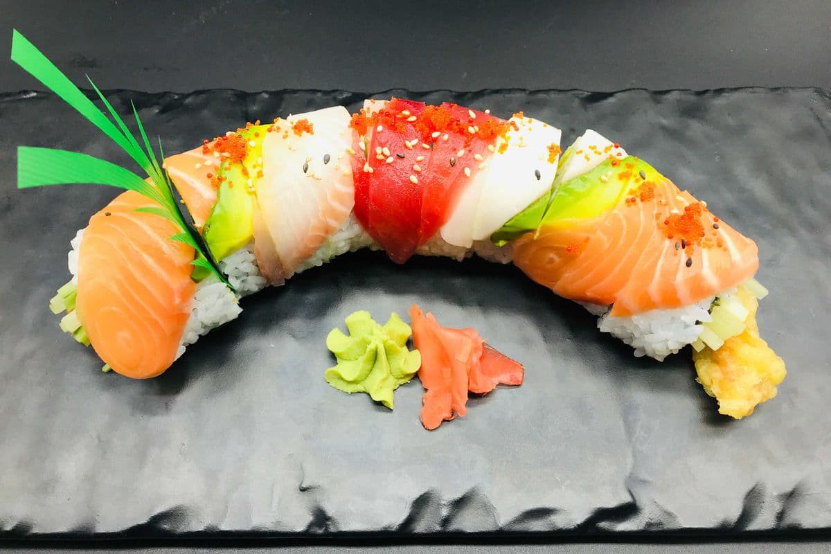 --Rainbow Dragon Roll