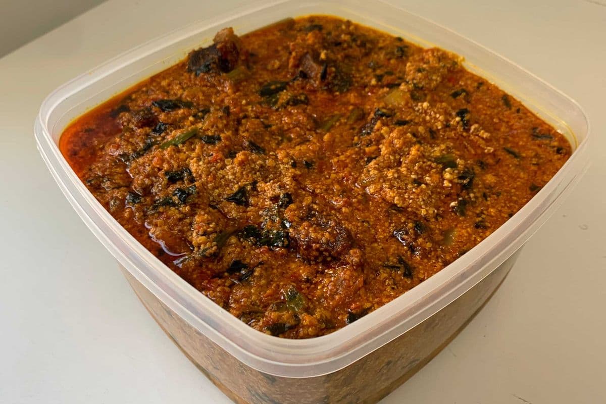 Efo Riro/ Egusi / Ogbono Stew - (2L Tray)
