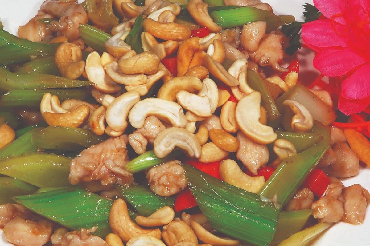 Diced Chicken with Cashew Nut
