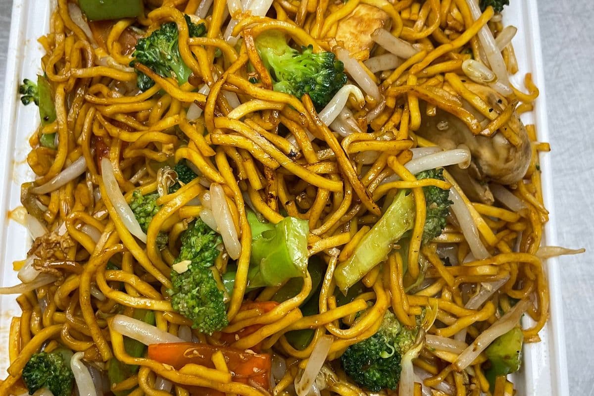 Vegetable Chow Mein