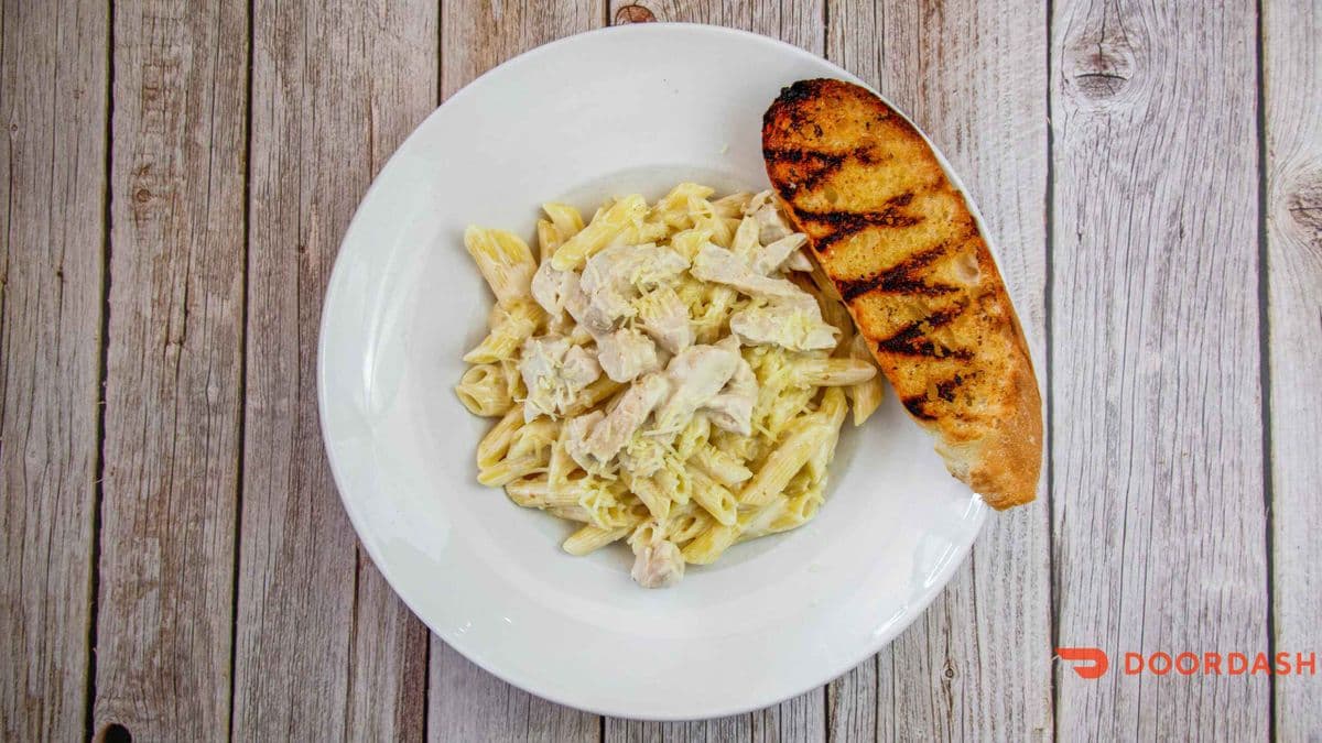 Penne Chicken Alfredo