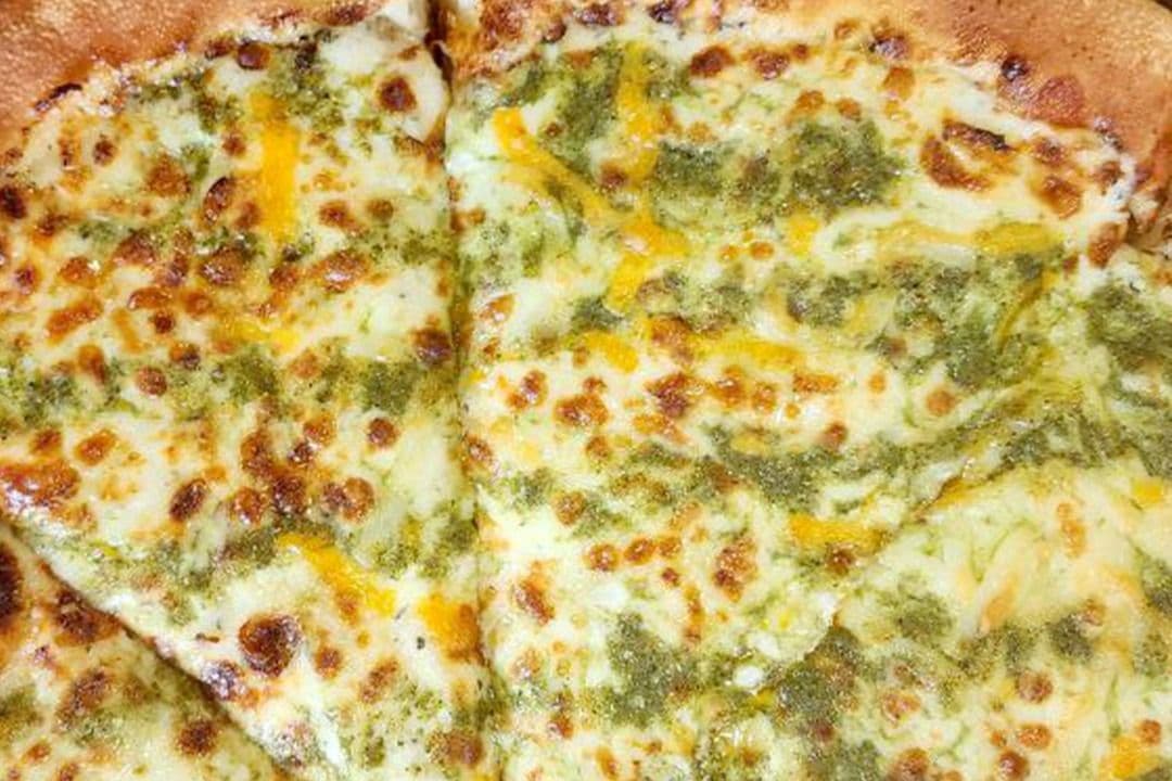 Pesto Cheese Classic Pizza