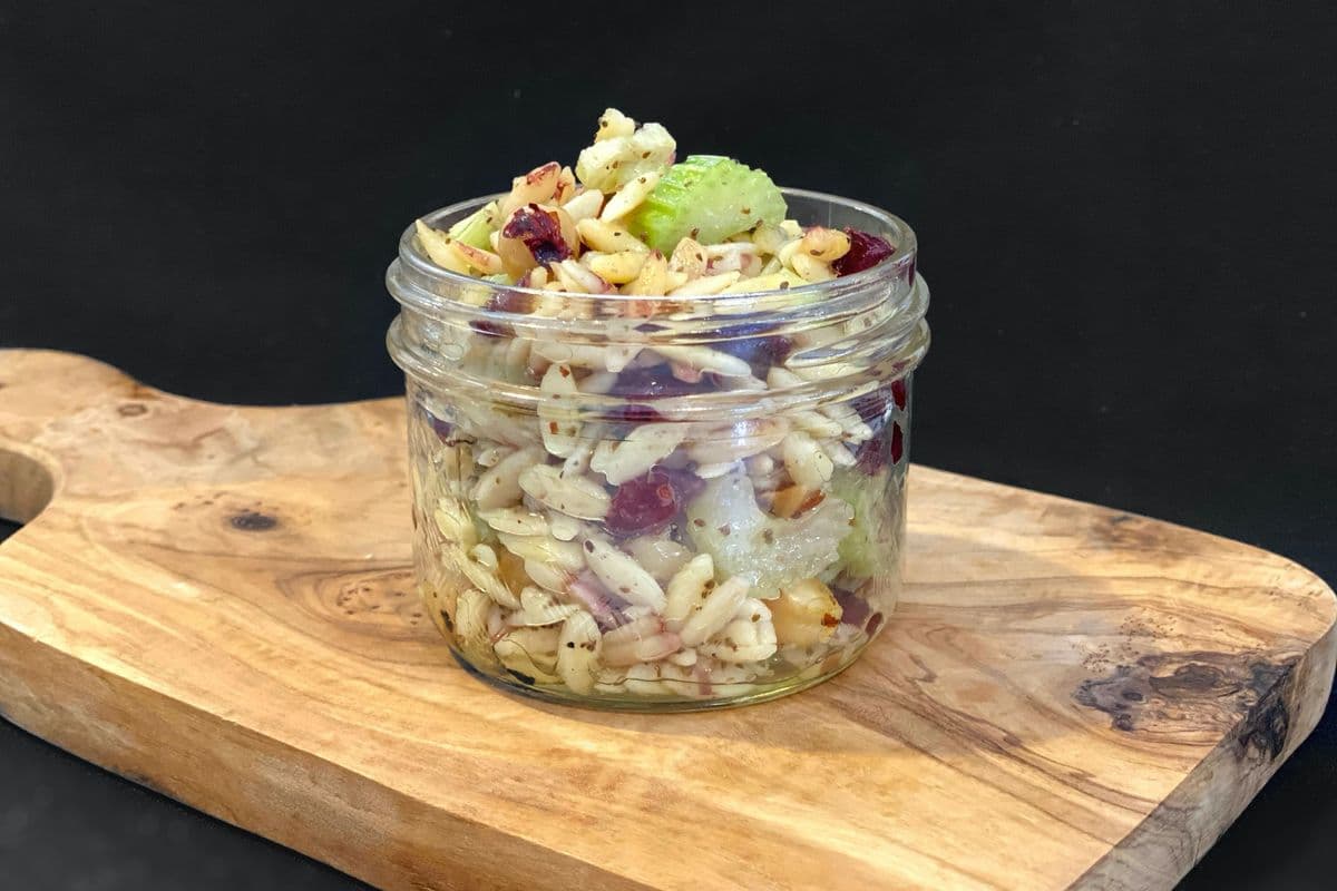 Salade Orzo canneberge