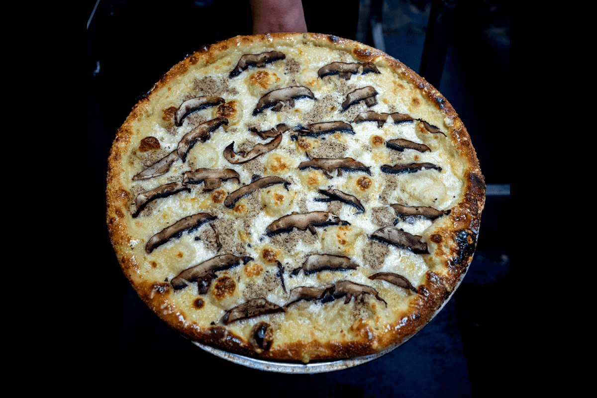 14" The Cosmo Pizza